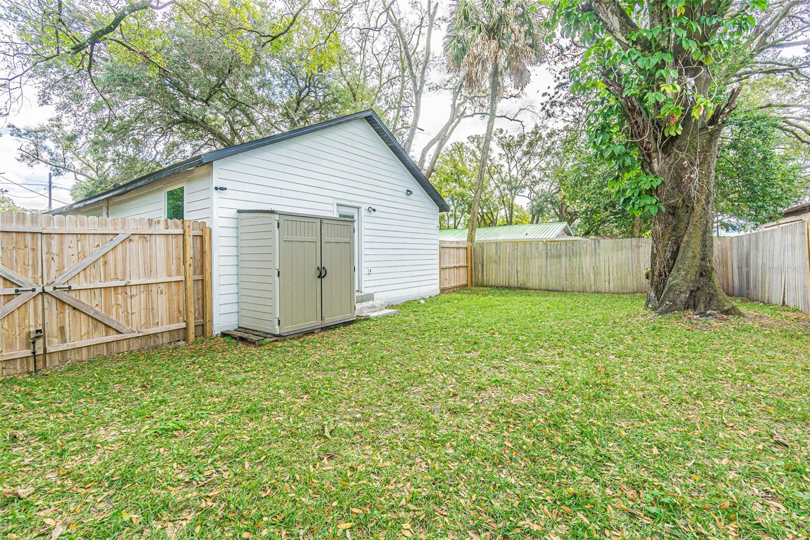 Listing photo id 25 for 8510 9th Street