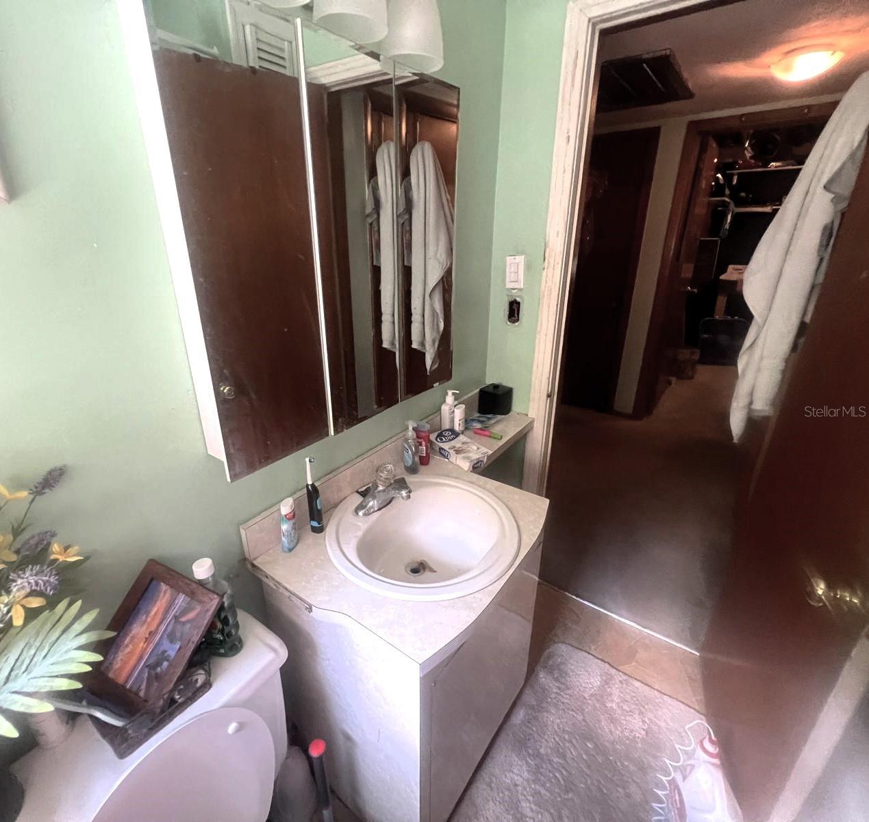 Image 28 of 51 For 536 Sapelo Road