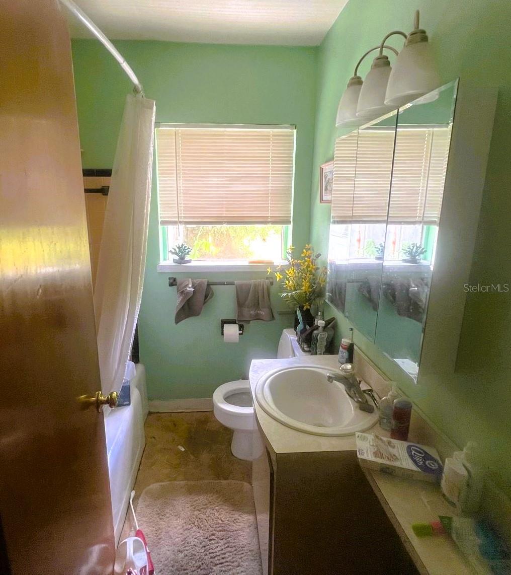 Image 31 of 51 For 536 Sapelo Road