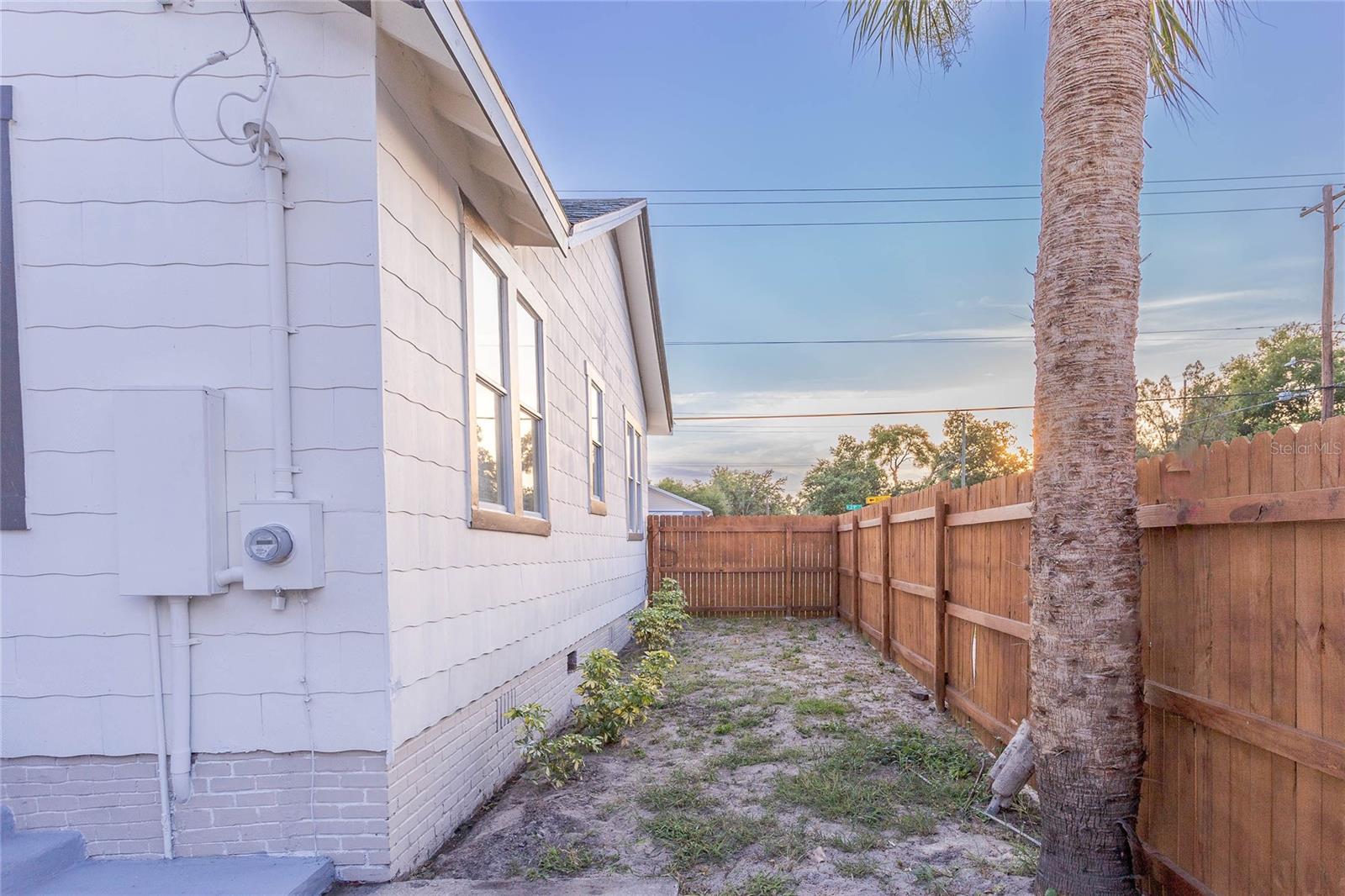 Listing photo id 18 for 3109 29th Street