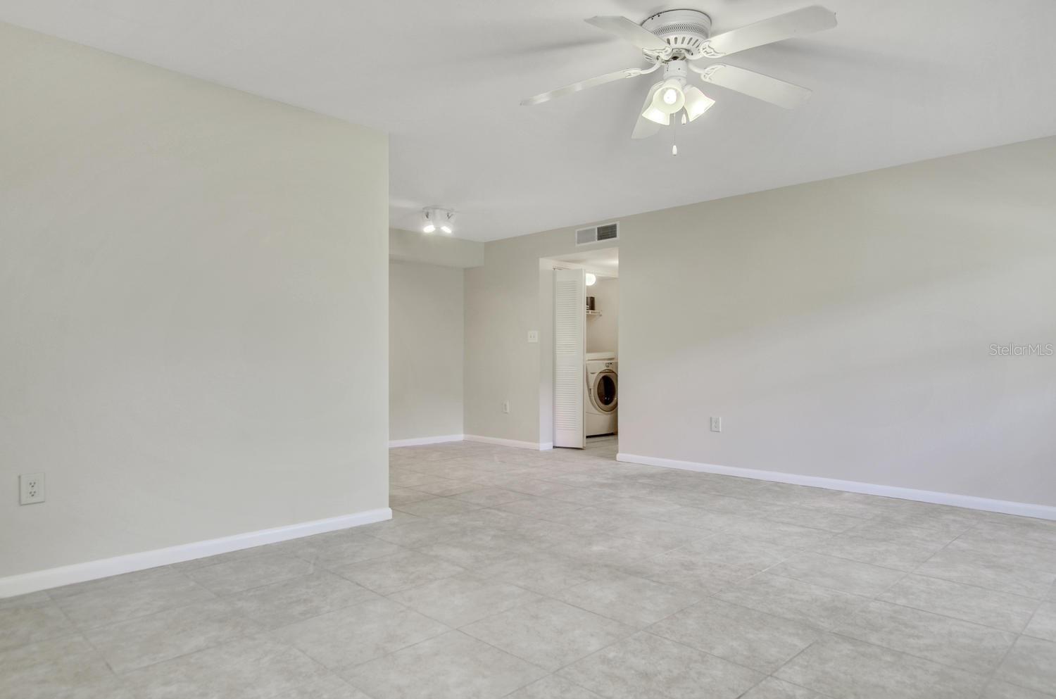 Image 11 of 19 For 2690 Coral Landings Boulevard 313