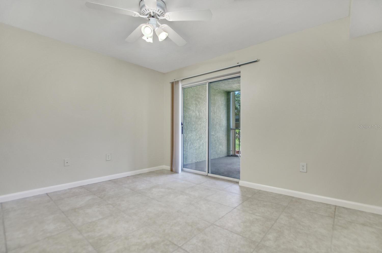 Image 18 of 19 For 2690 Coral Landings Boulevard 313