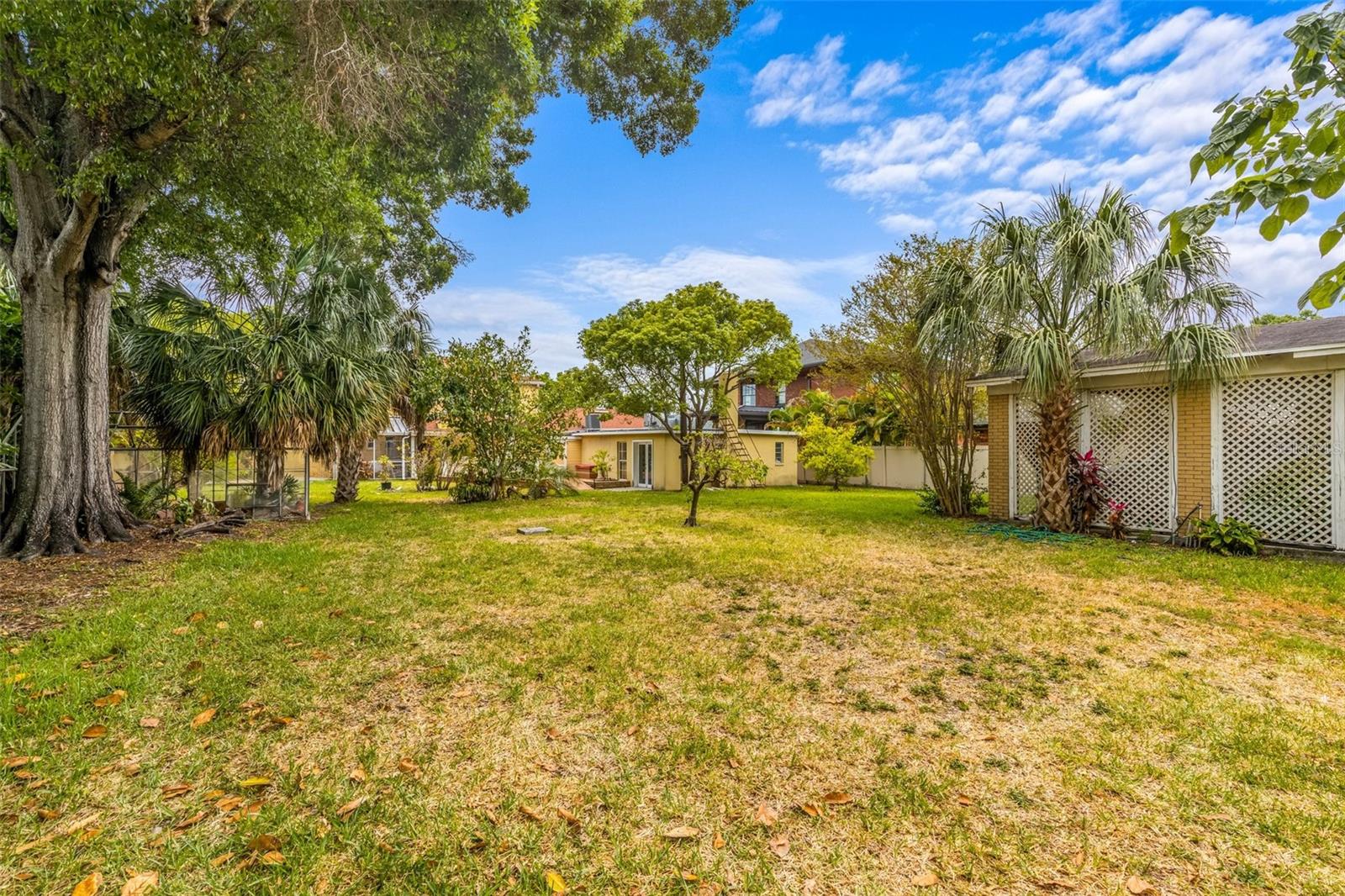 Image 72 of 80 For 803 Bayshore Boulevard