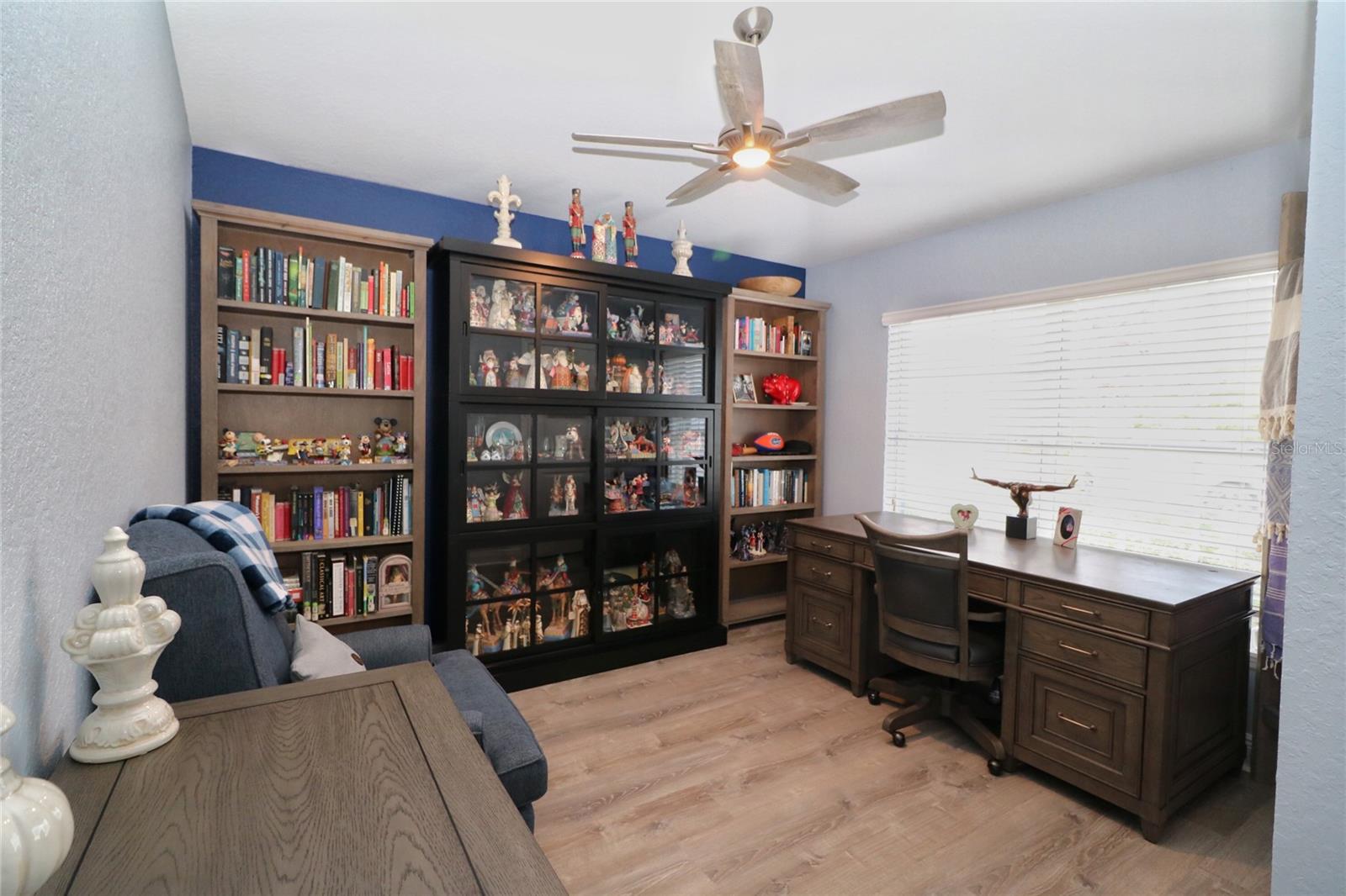 Listing photo id 21 for 14312 Edinburgh Moor Drive