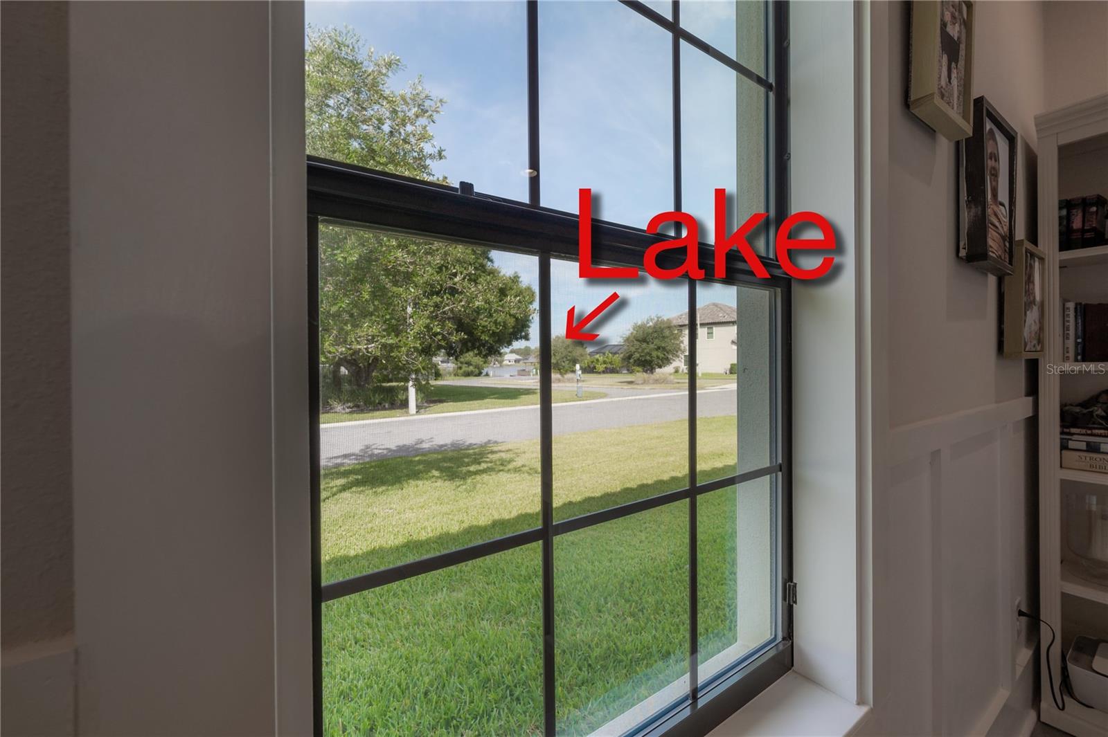 Listing photo id 13 for 21662 Pristine Lake Boulevard