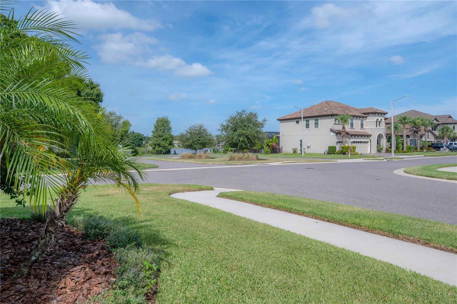 Listing photo id 1 for 21662 Pristine Lake Boulevard