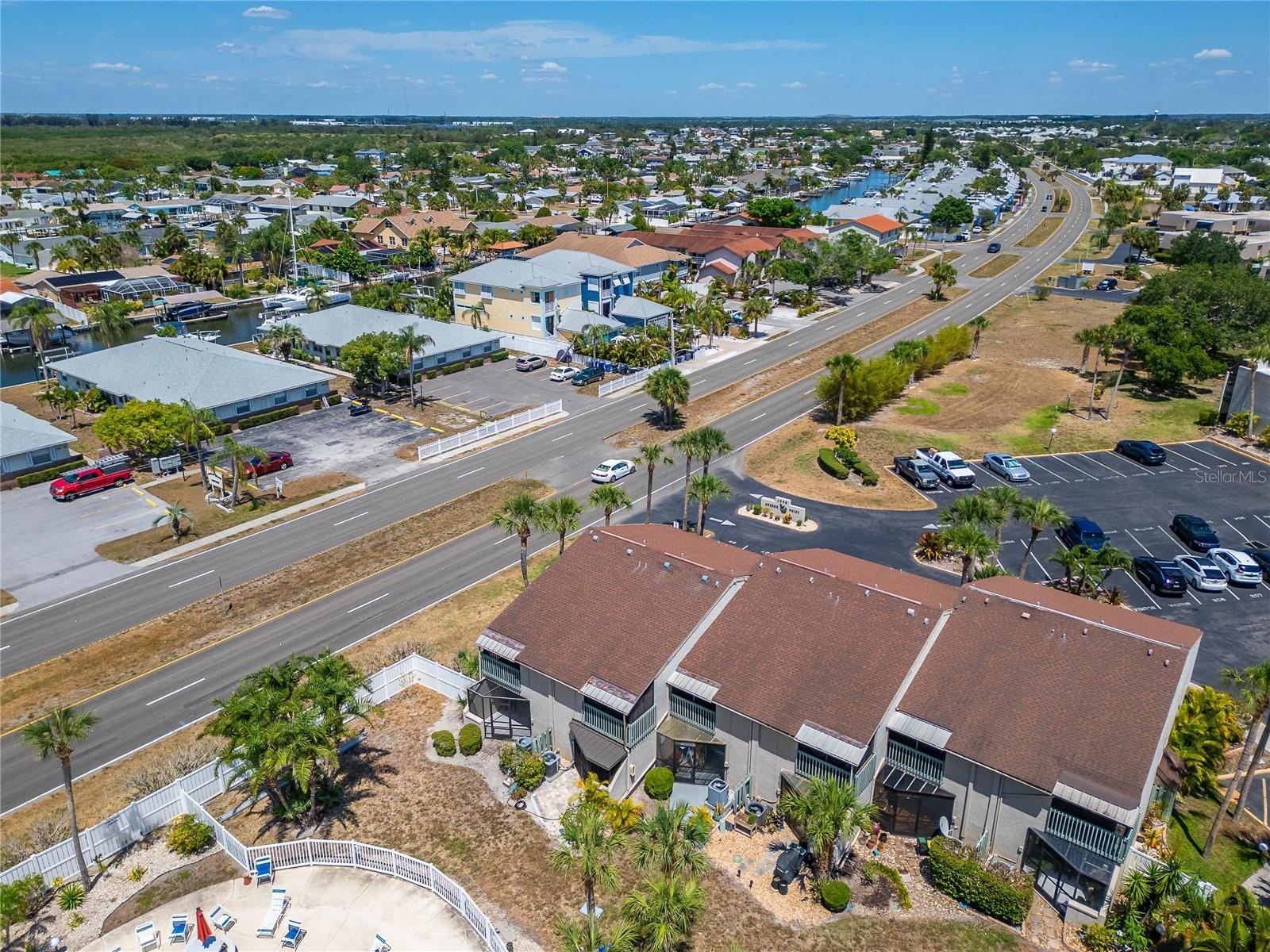 Image 73 of 84 For 1028 Apollo Beach Boulevard 27