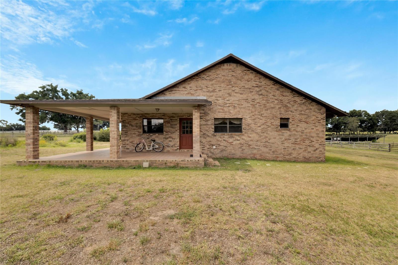 Listing photo id 23 for 9229 Fort King Road