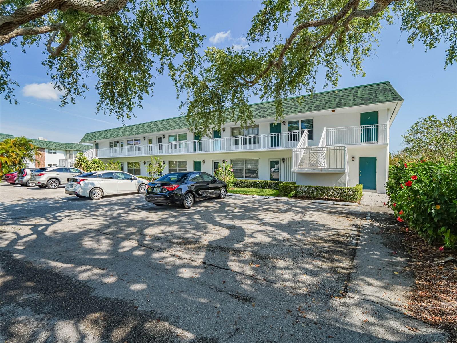 Details for 2800 Indian River Boulevard L-2, VERO BEACH, FL 32960