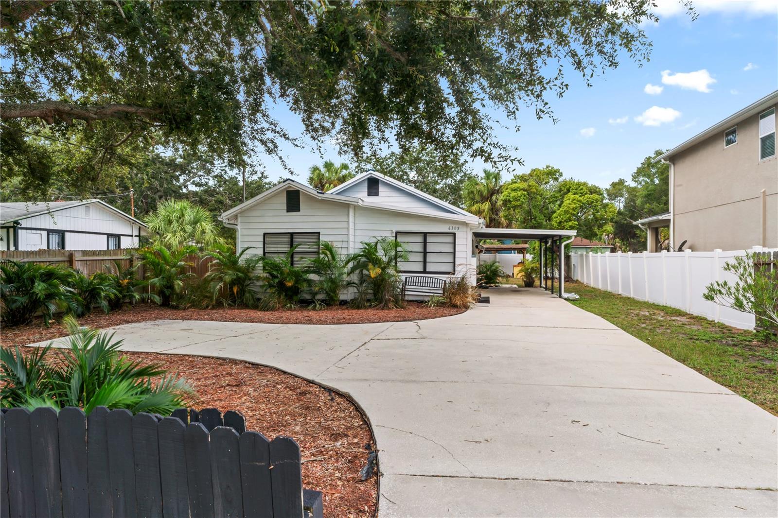 Details for 6305 Macdill Avenue, TAMPA, FL 33611