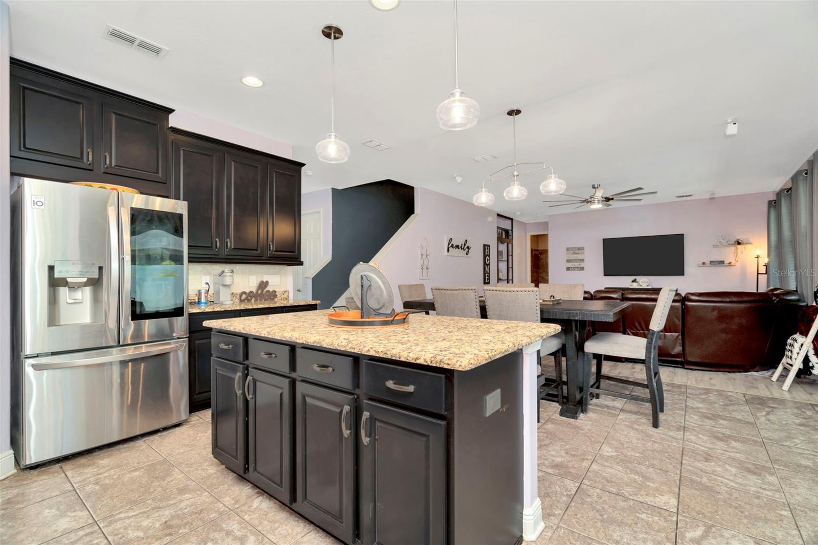 Listing photo id 11 for 2233 Valterra Vista Way