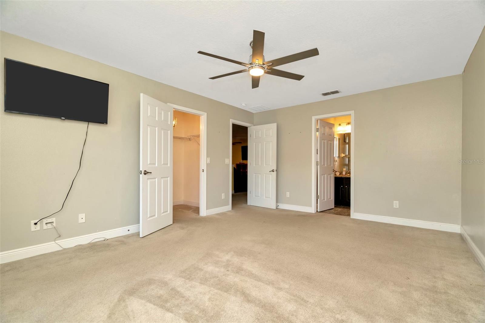 Listing photo id 22 for 2233 Valterra Vista Way