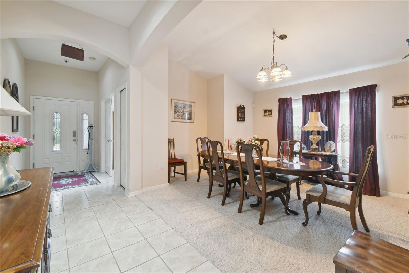 Listing photo id 15 for 6907 Runner Oak Drive