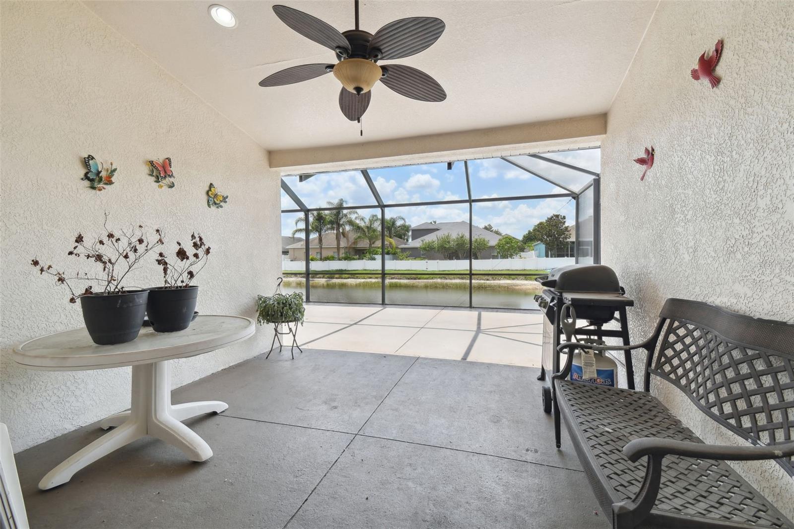 Listing photo id 43 for 6907 Runner Oak Drive