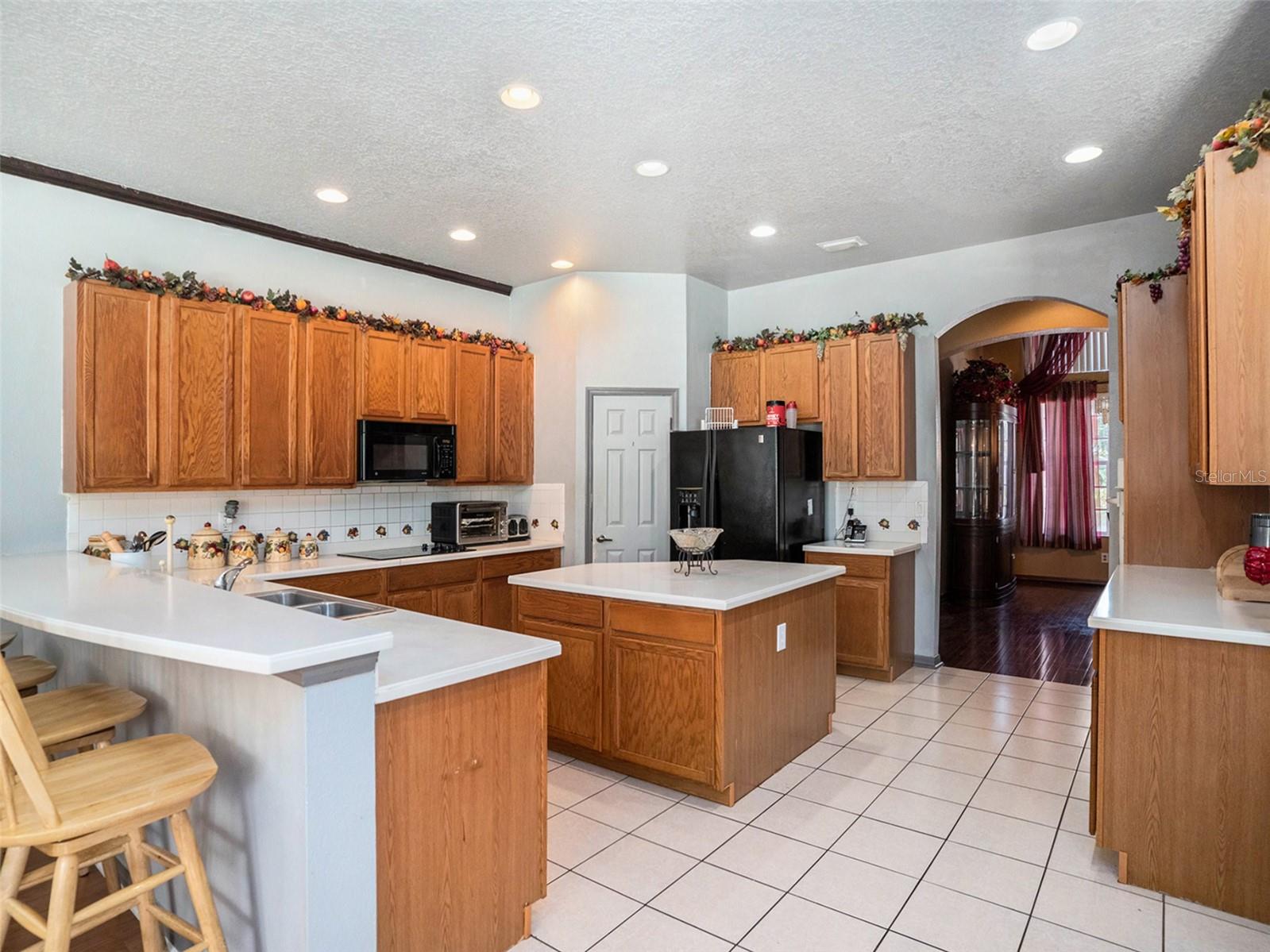 Listing photo id 10 for 2412 Blue Stone Court