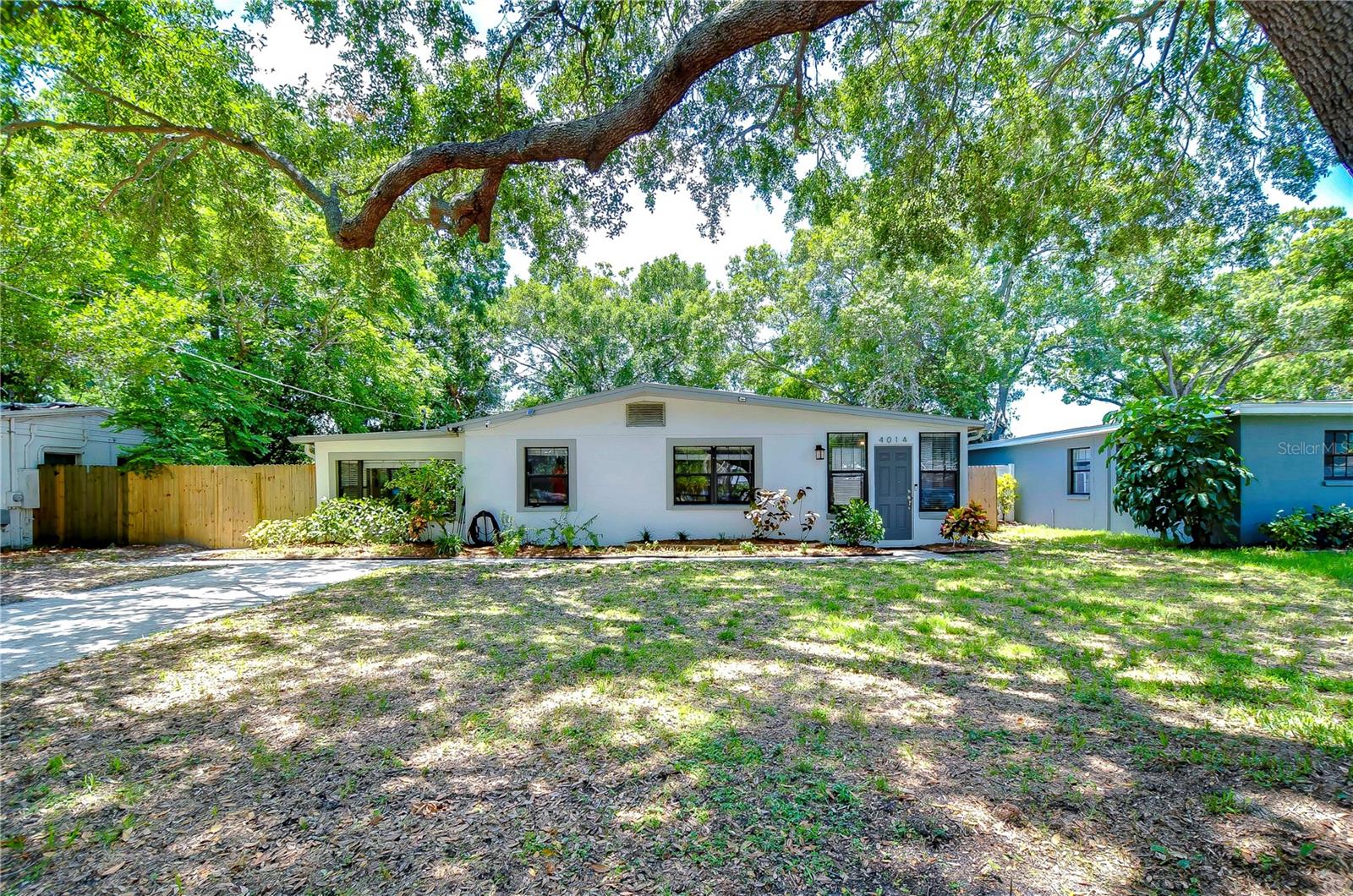 Listing photo id 0 for 4014 Lawn Avenue