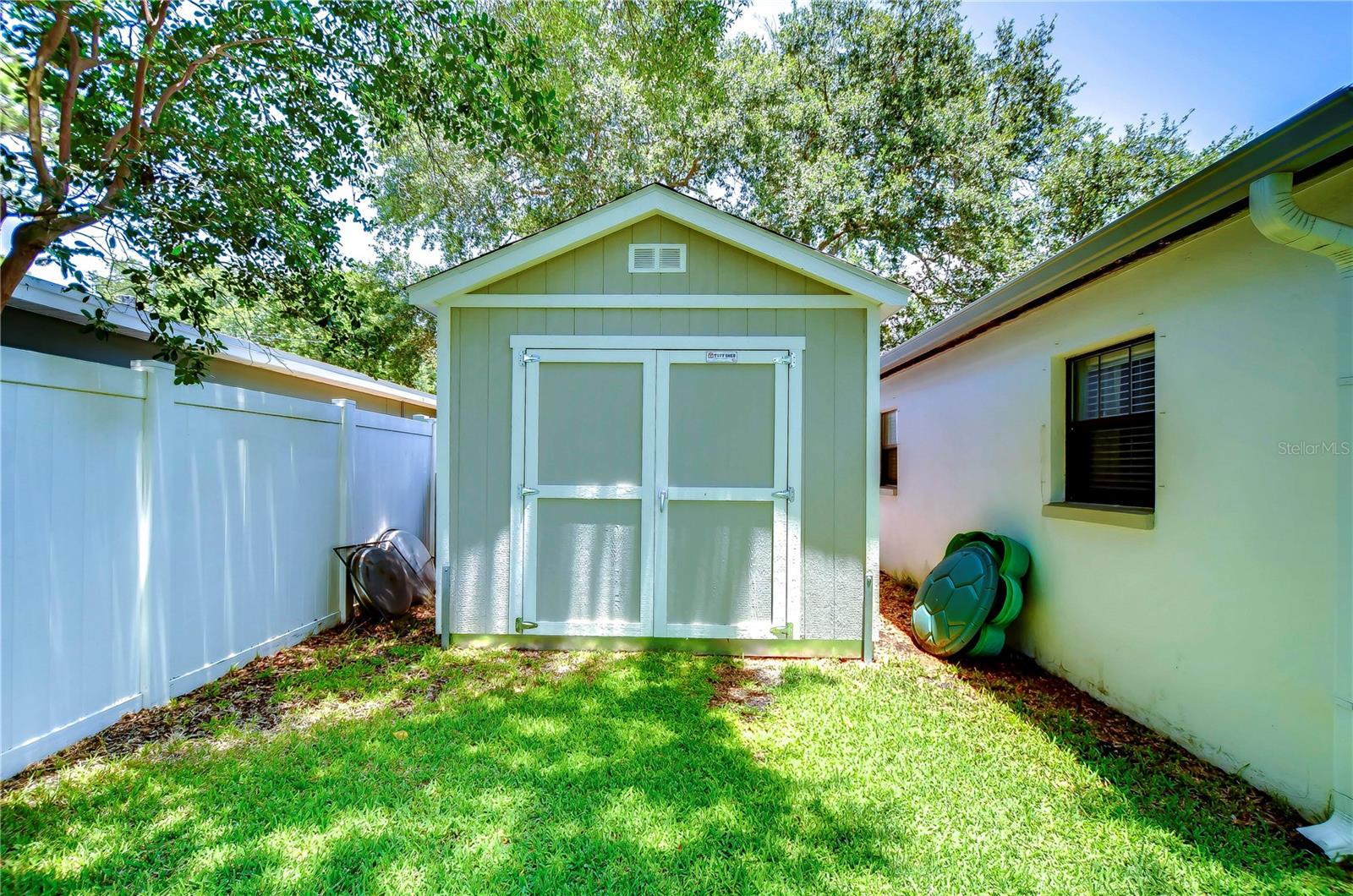 Listing photo id 43 for 4014 Lawn Avenue