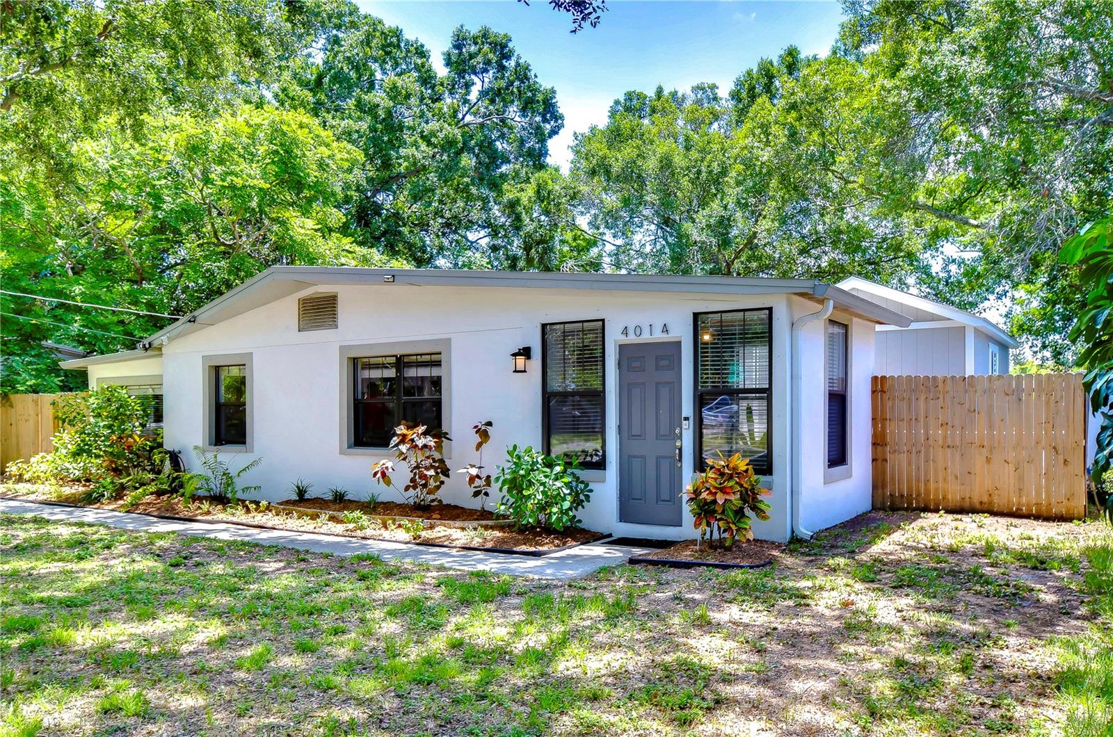 Listing photo id 4 for 4014 Lawn Avenue