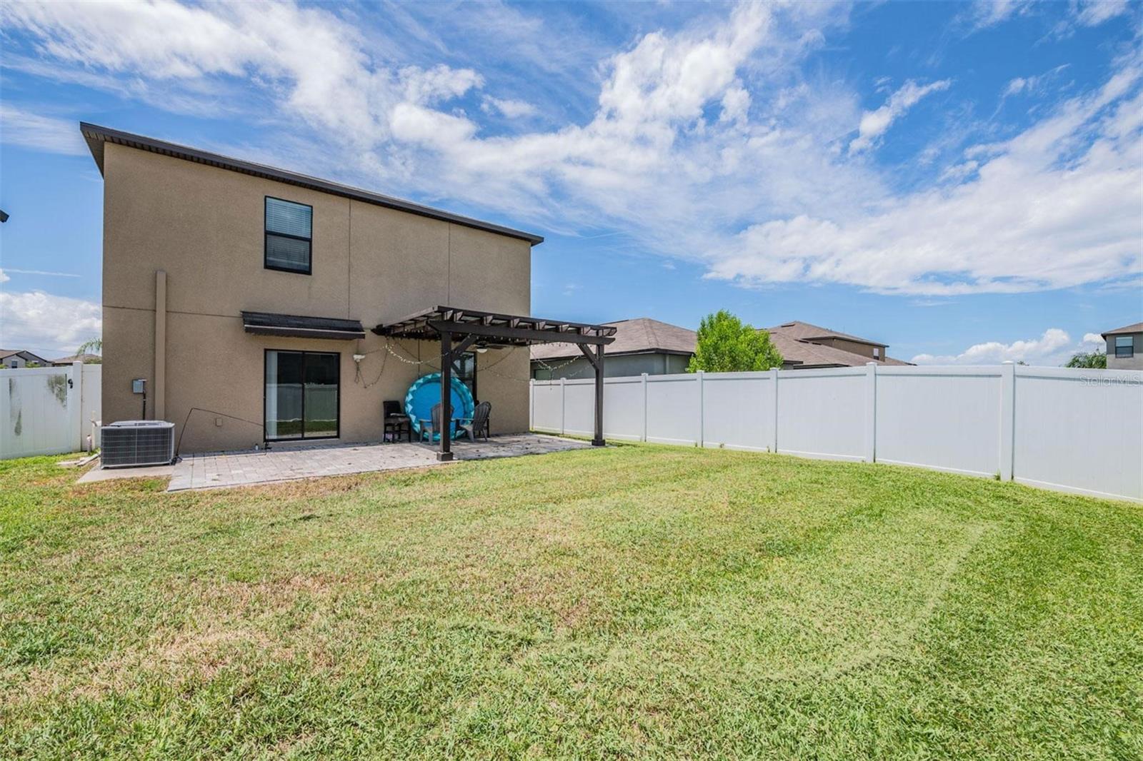 Listing photo id 24 for 7610 Blue Iris Lane