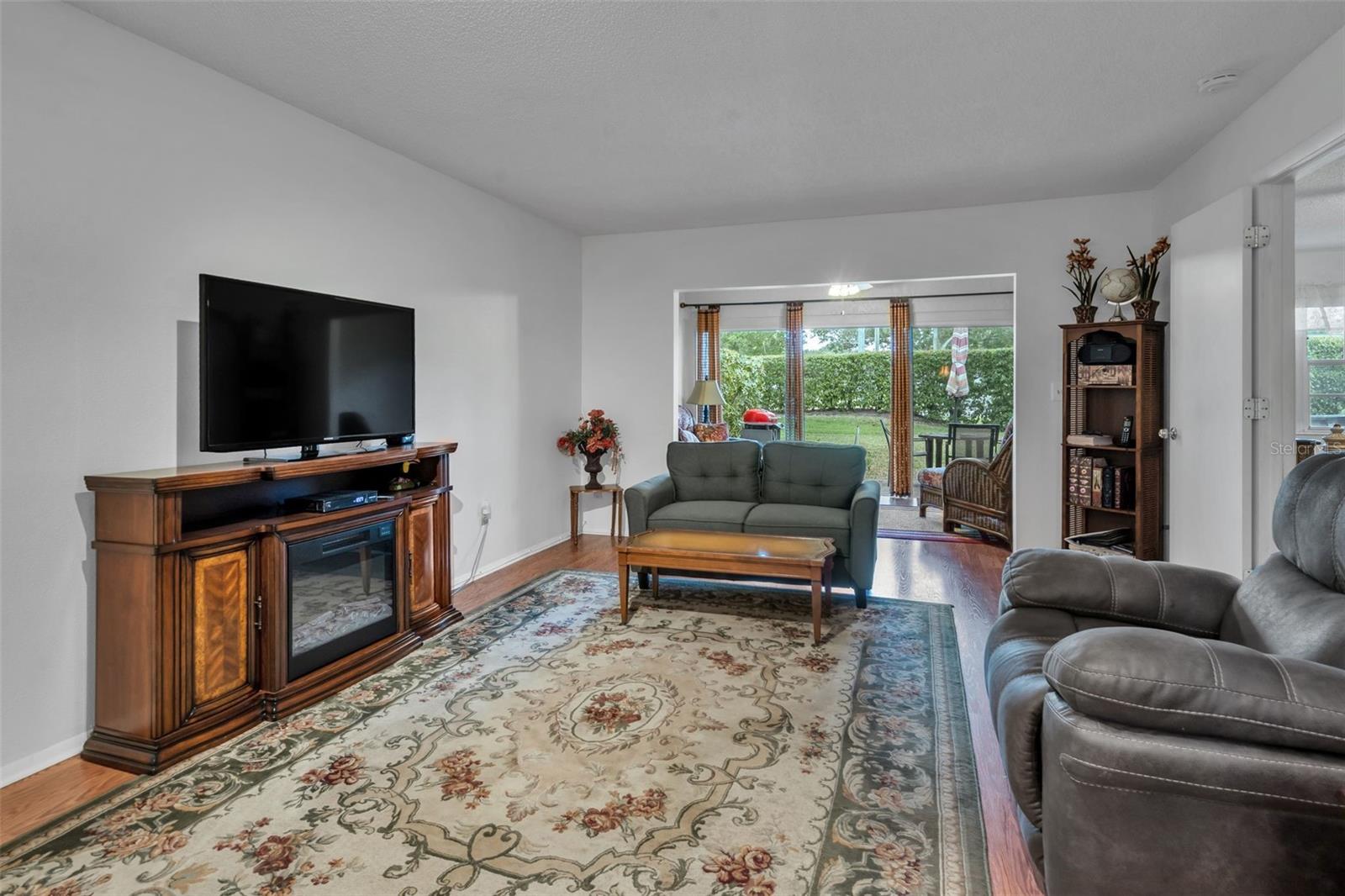 Image 11 of 31 For 1023 Dunrobin Drive D