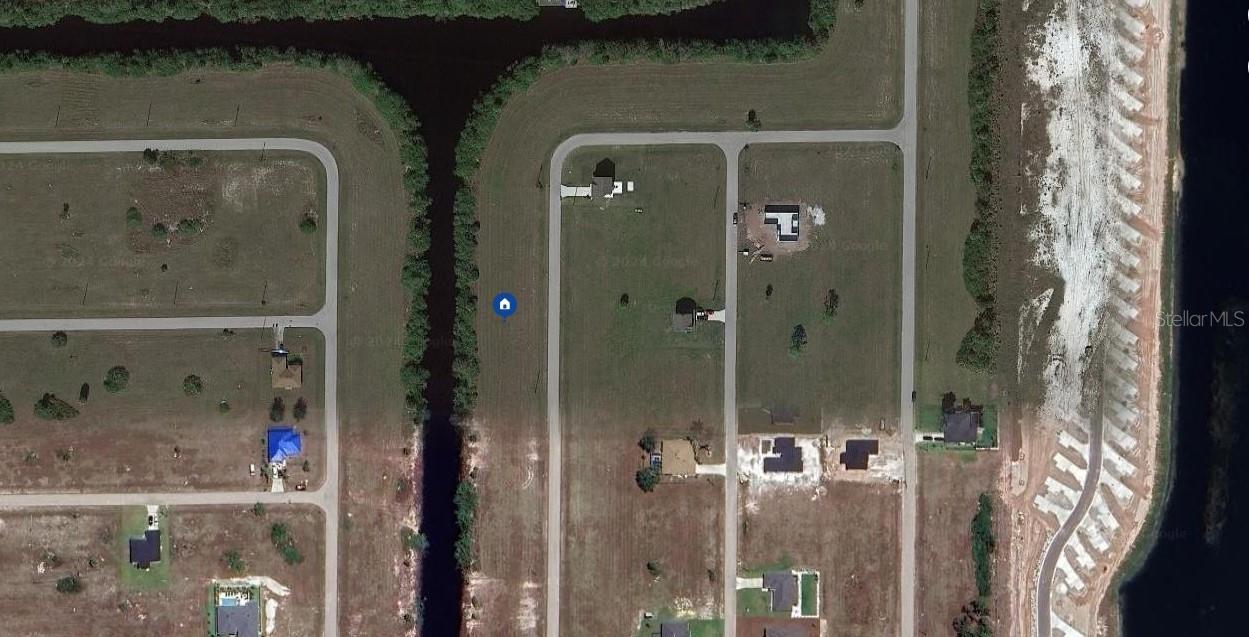 Image 4 of 4 For 4042 37th Avenue