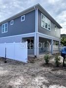 Listing photo id 8 for 3924 Carmen Street