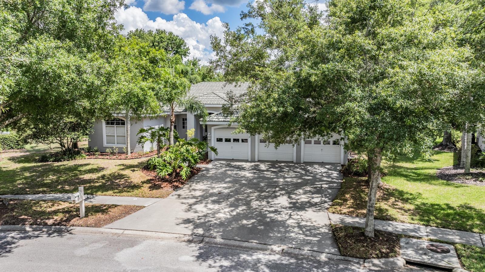 Listing photo id 29 for 9313 Cypress Bend Drive