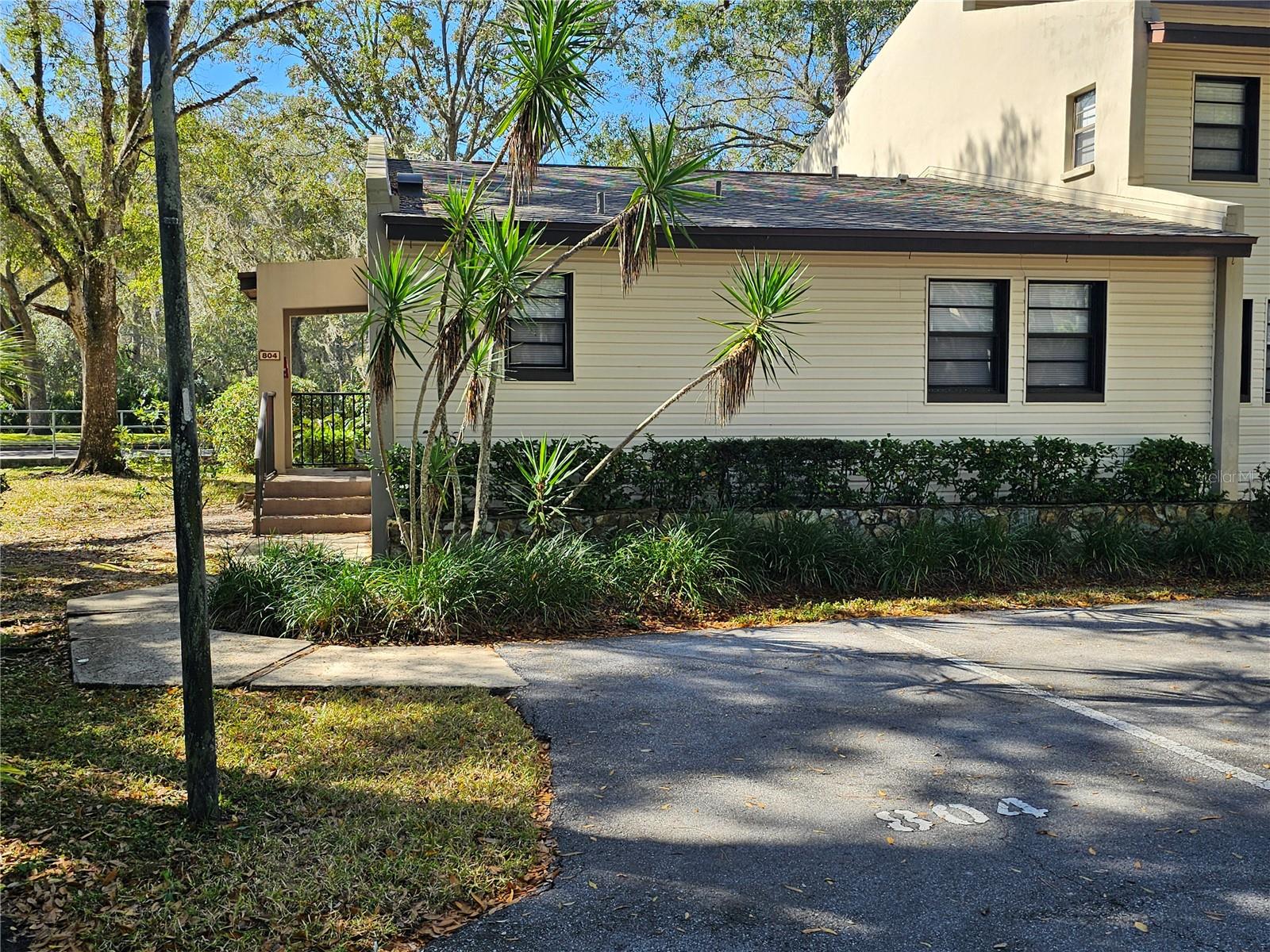 Image 3 of 24 For 1000 Tarpon Woods Boulevard 804