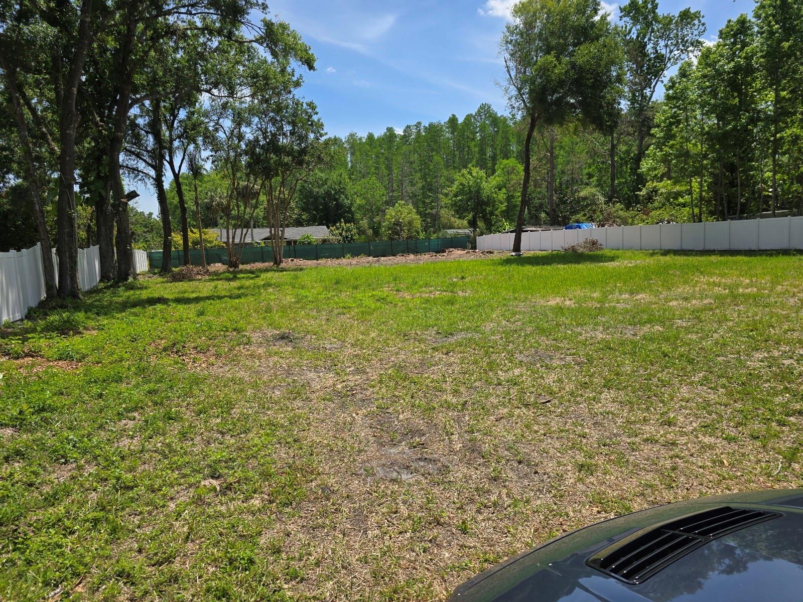 Image 6 of 7 For  Rowland Dr  