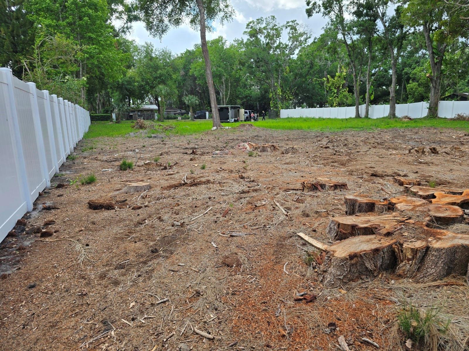Image 7 of 7 For  Rowland Dr  