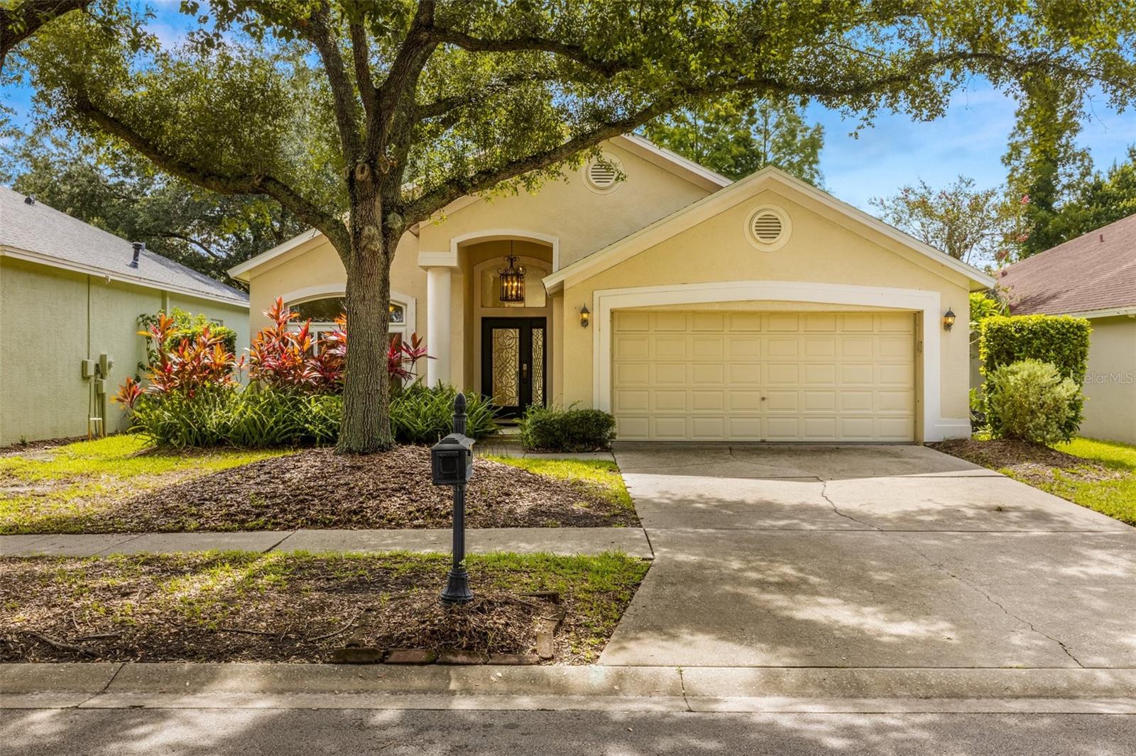 Details for 12006 Oaksbury Drive, TAMPA, FL 33626