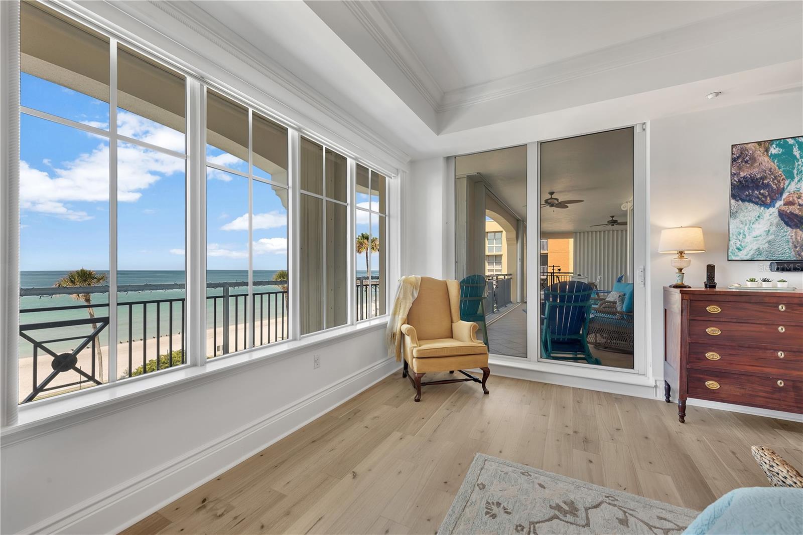 Listing photo id 41 for 16300 Gulf Boulevard 300b