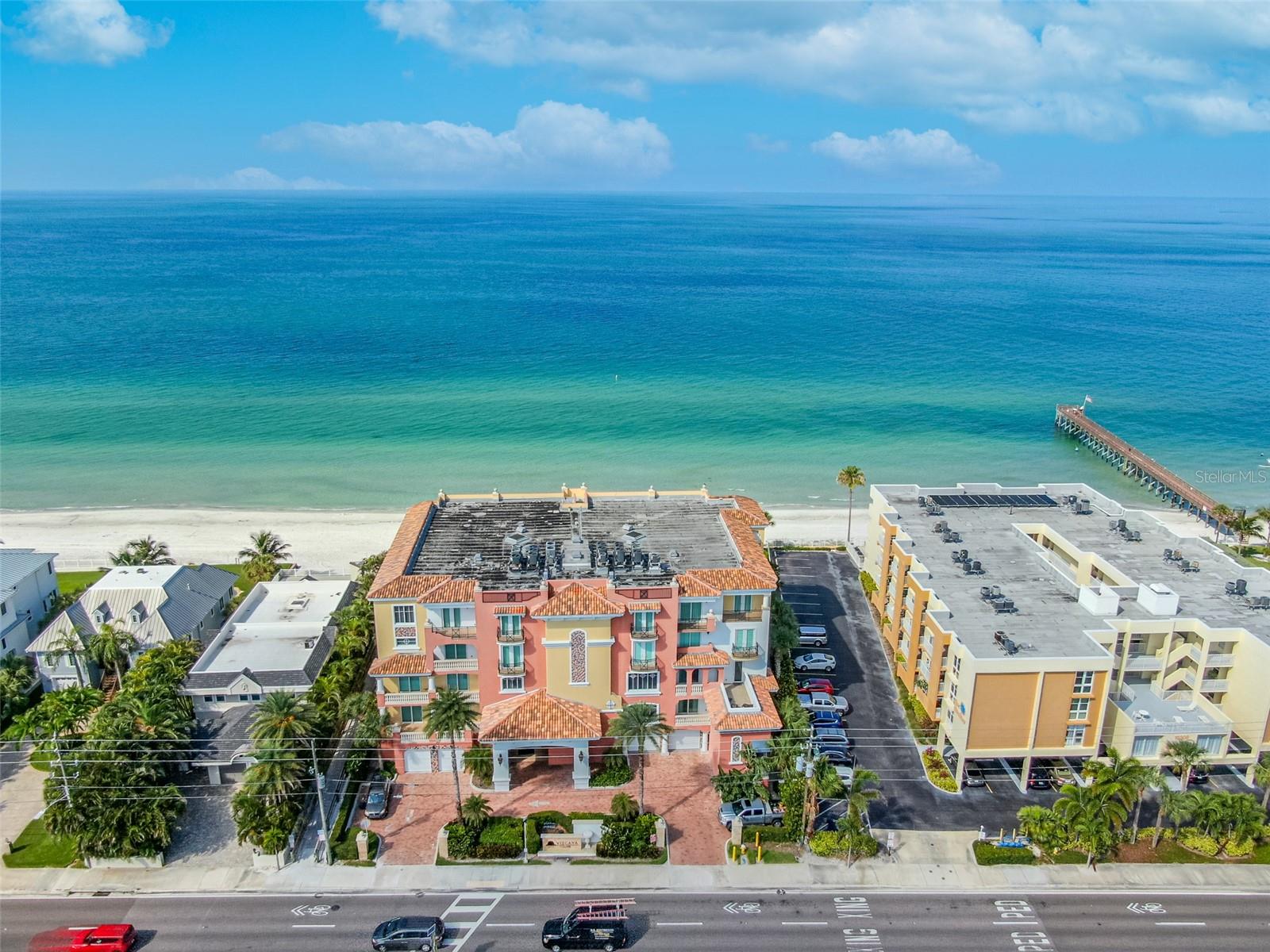 Listing photo id 70 for 16300 Gulf Boulevard 300b