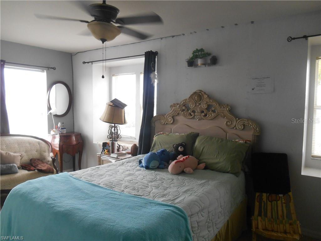 Image 10 of 29 For 2422 19th Place