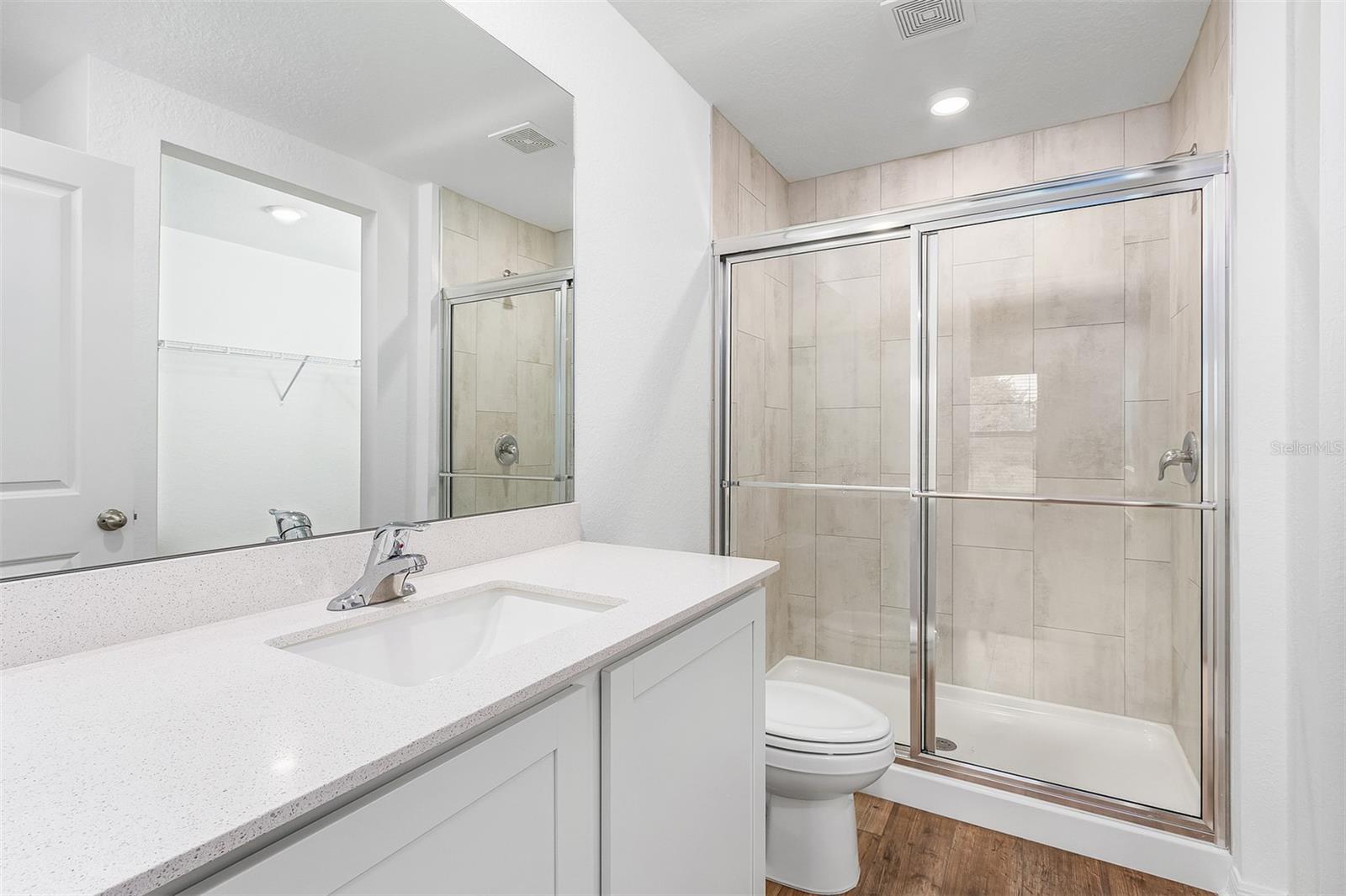 Listing photo id 10 for 3769 S Haberland Boulevard