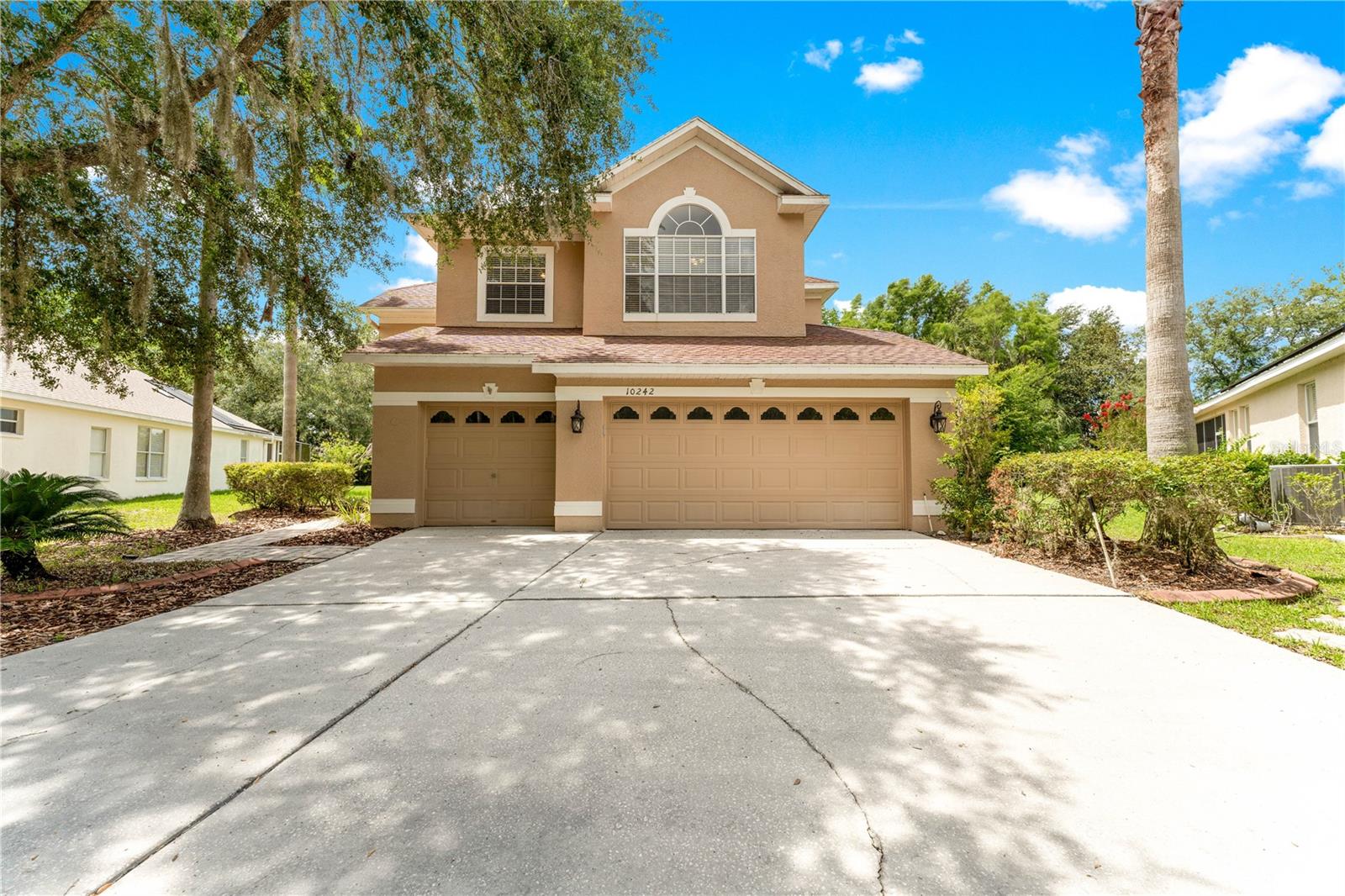 Details for 10242 Evergreen Hill Drive, TAMPA, FL 33647