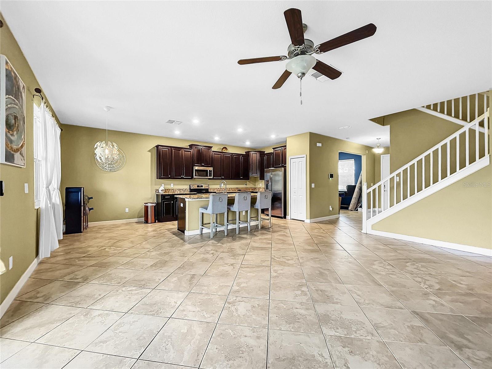 Listing photo id 11 for 14027 Tropical Kingbird Way