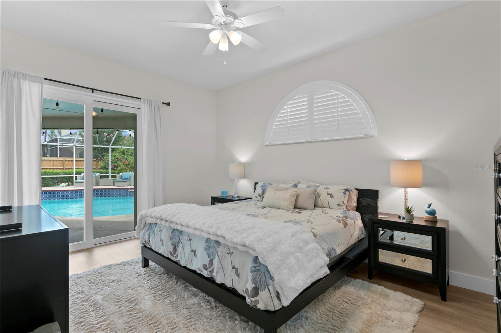 Listing photo id 22 for 15107 Laurel Cove Circle