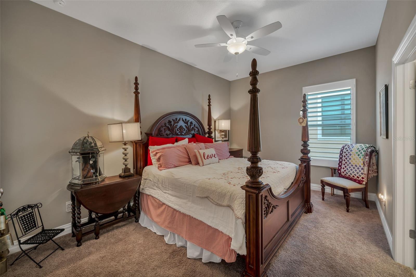 Listing photo id 25 for 6920 Crestpoint Drive