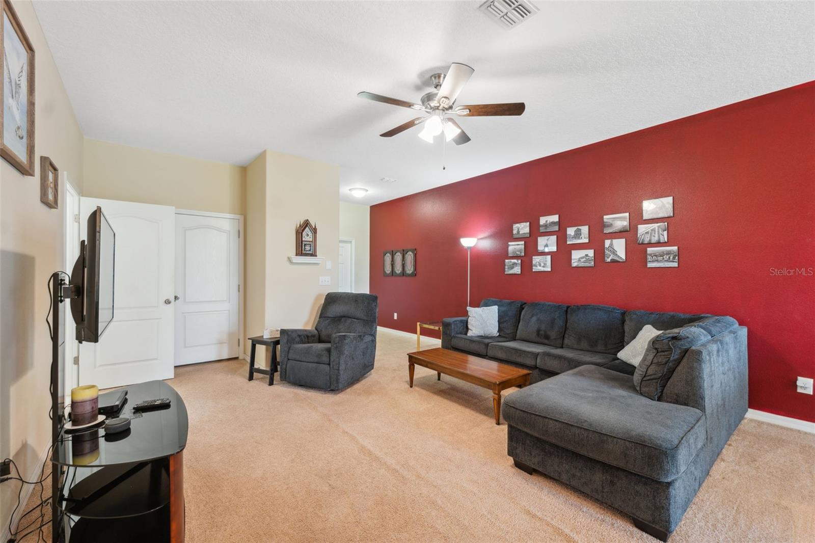 Image 7 of 47 For 11903 Greengate Drive