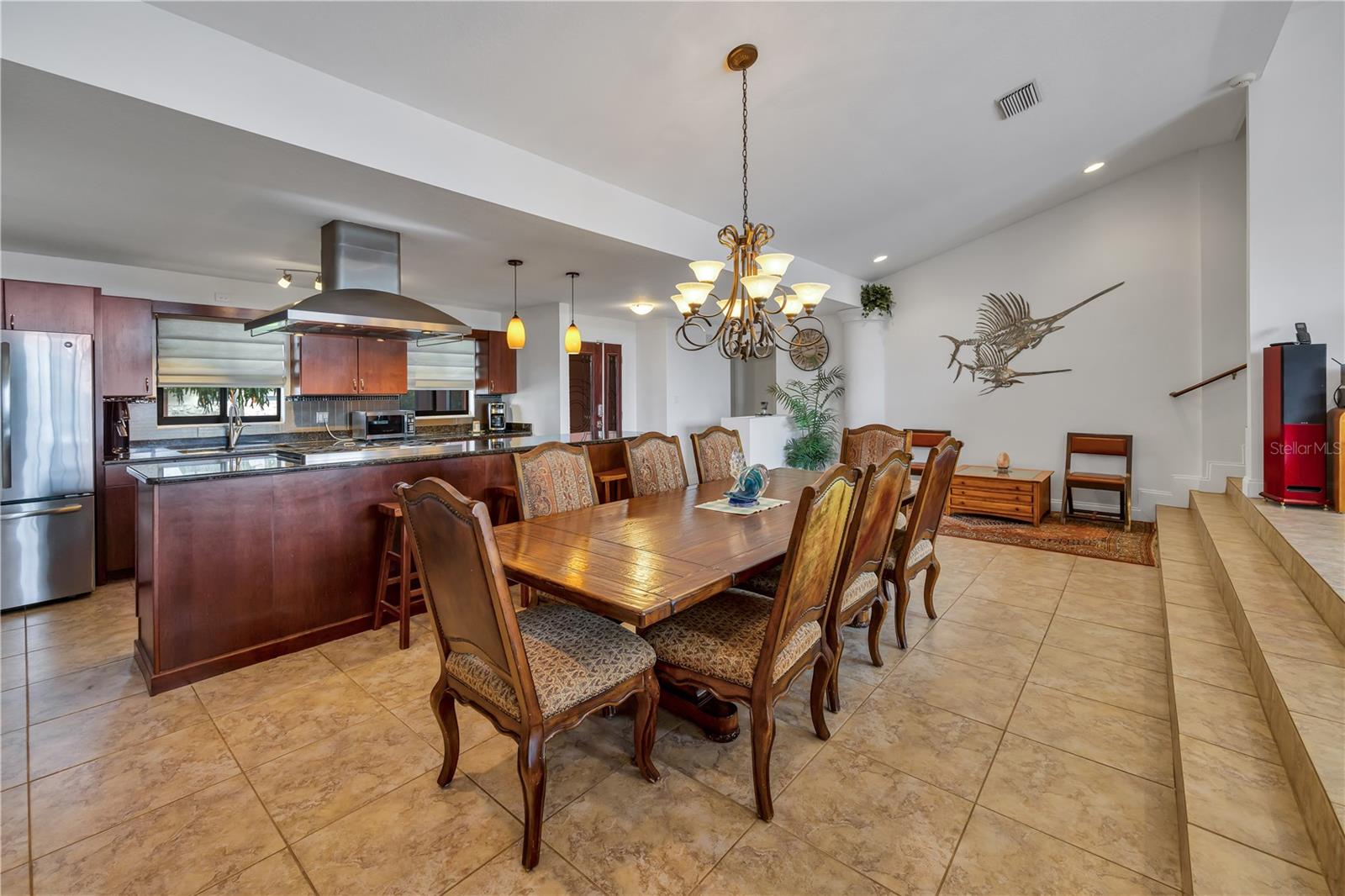 Listing photo id 24 for 429 Flamingo Drive