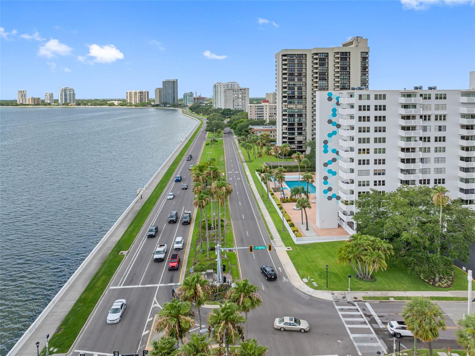 Image 19 of 69 For 2109 Bayshore Boulevard 102