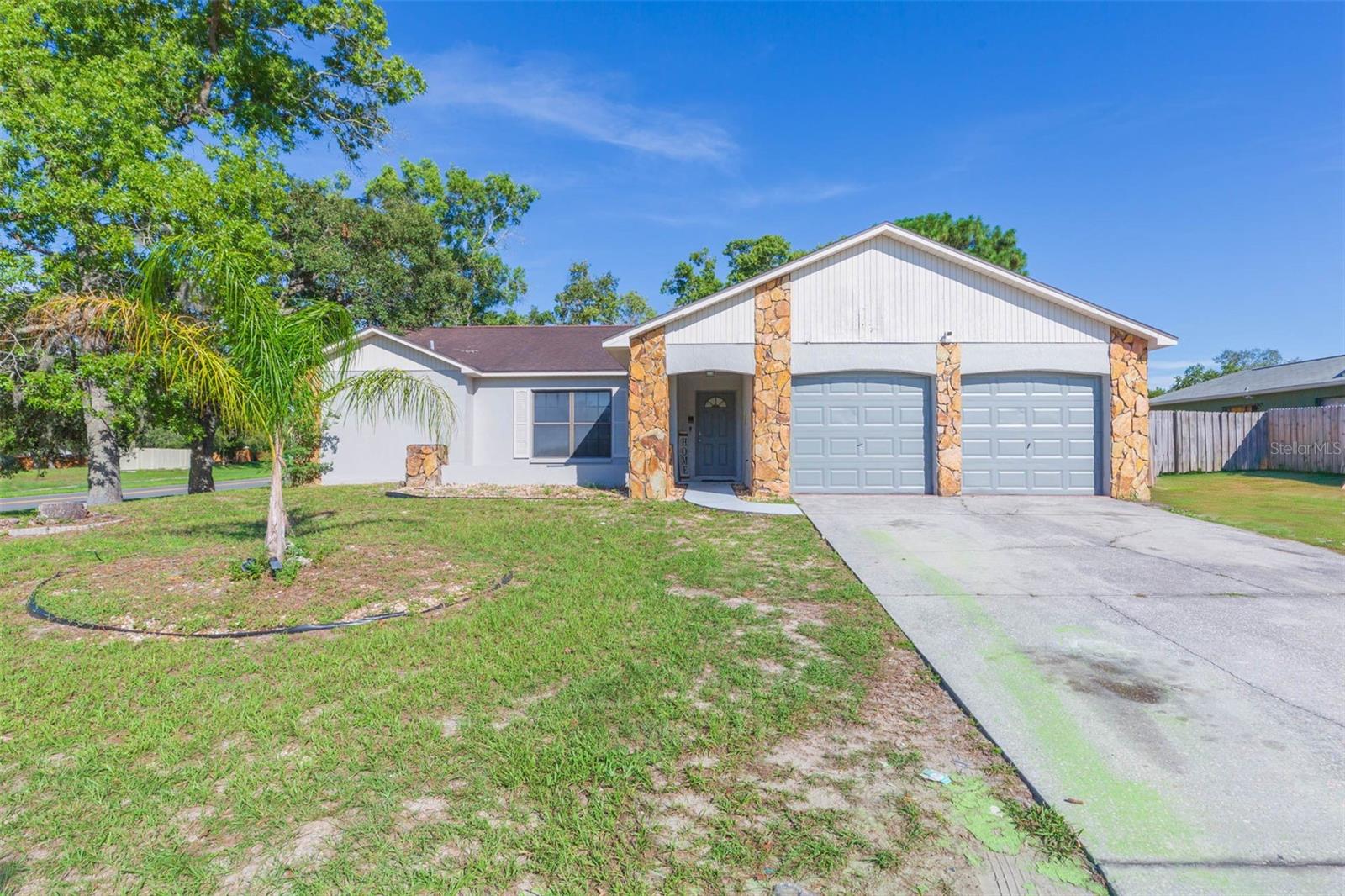 Image 1 of 61 For 8256 Forest Oaks Boulevard