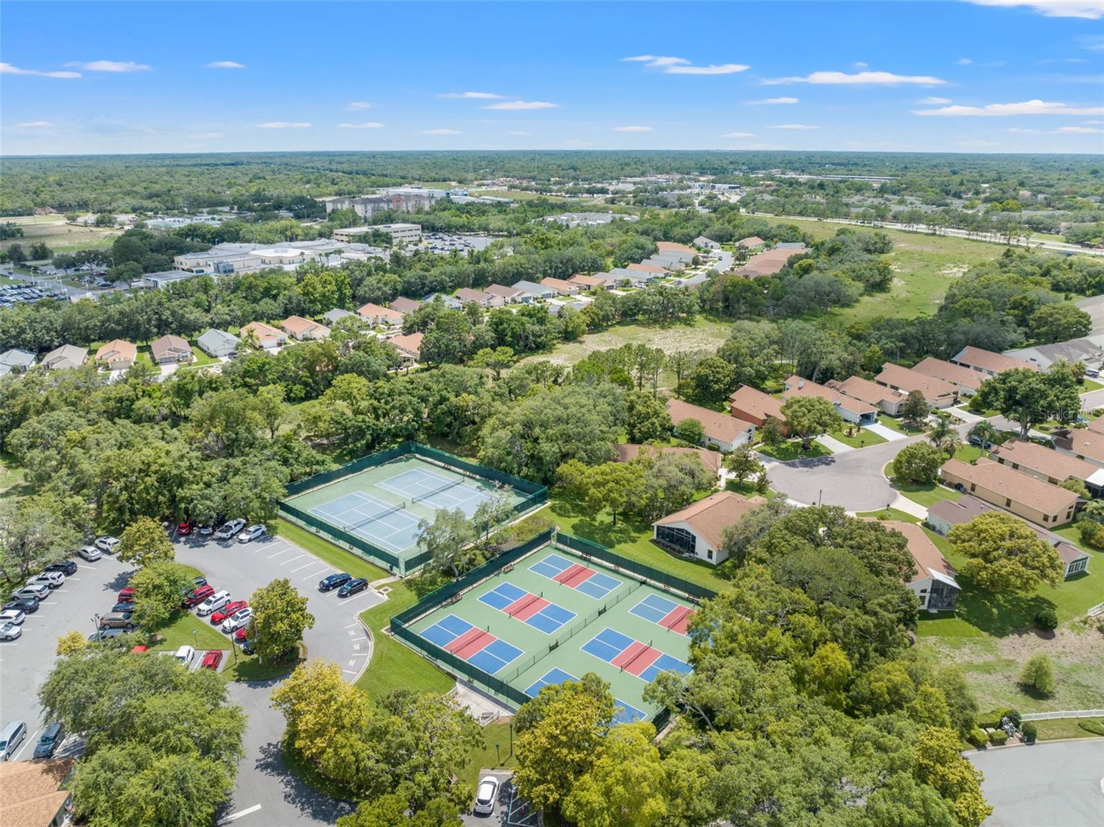 Image 8 of 12 For 449 Candlestone Court