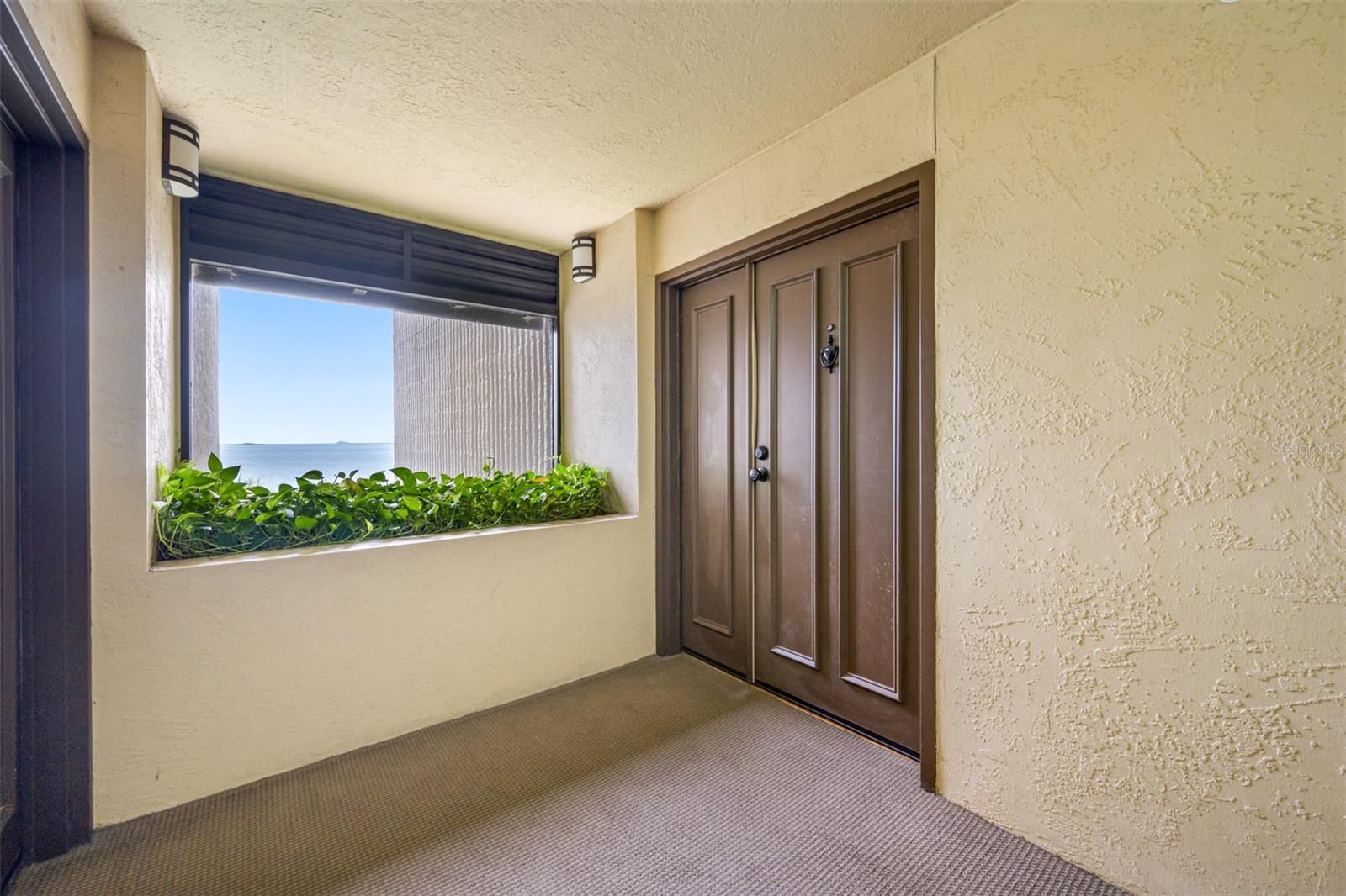 Image 12 of 46 For 2413 Bayshore Boulevard 506