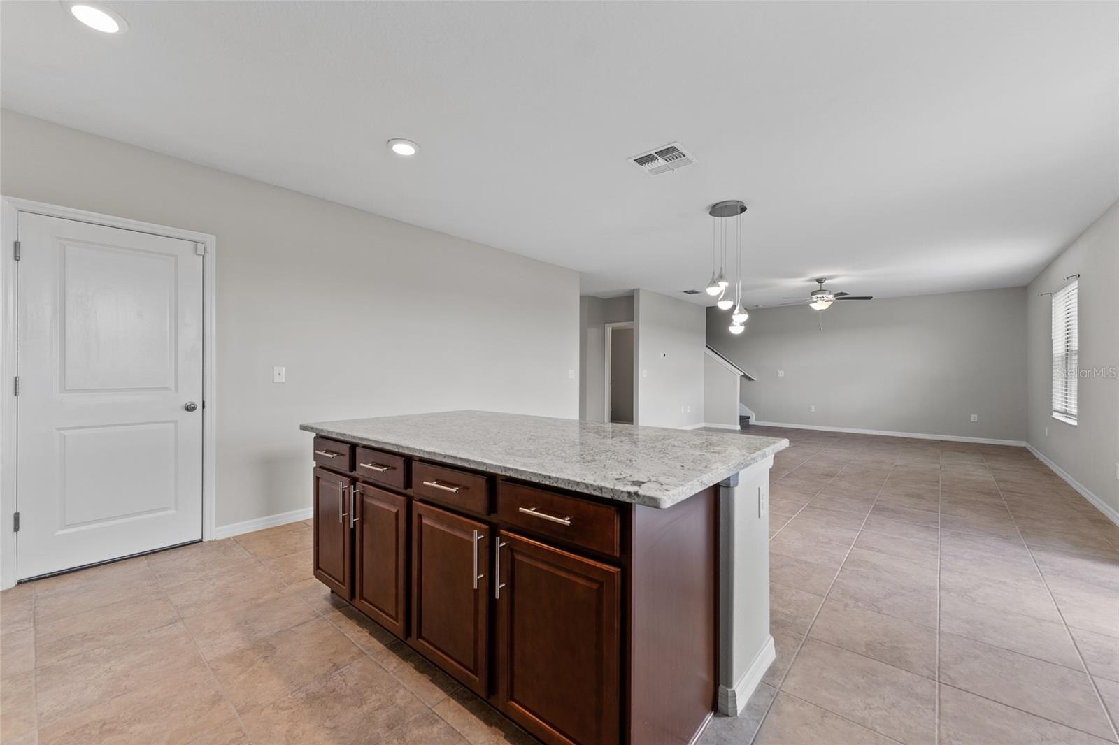 Listing photo id 22 for 9613 Sage Creek Drive