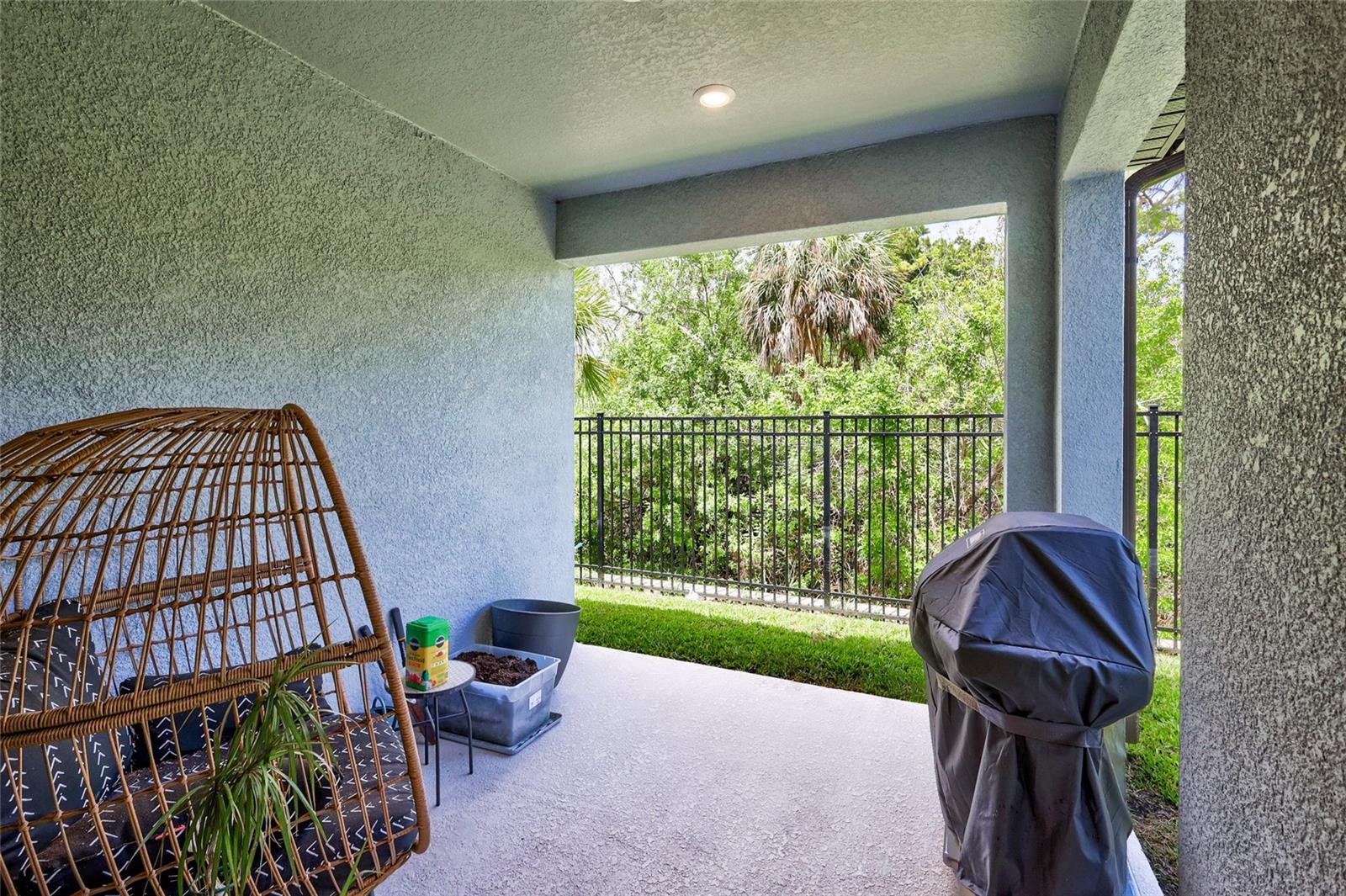 Listing photo id 21 for 11322 Beach Walk Way Ne