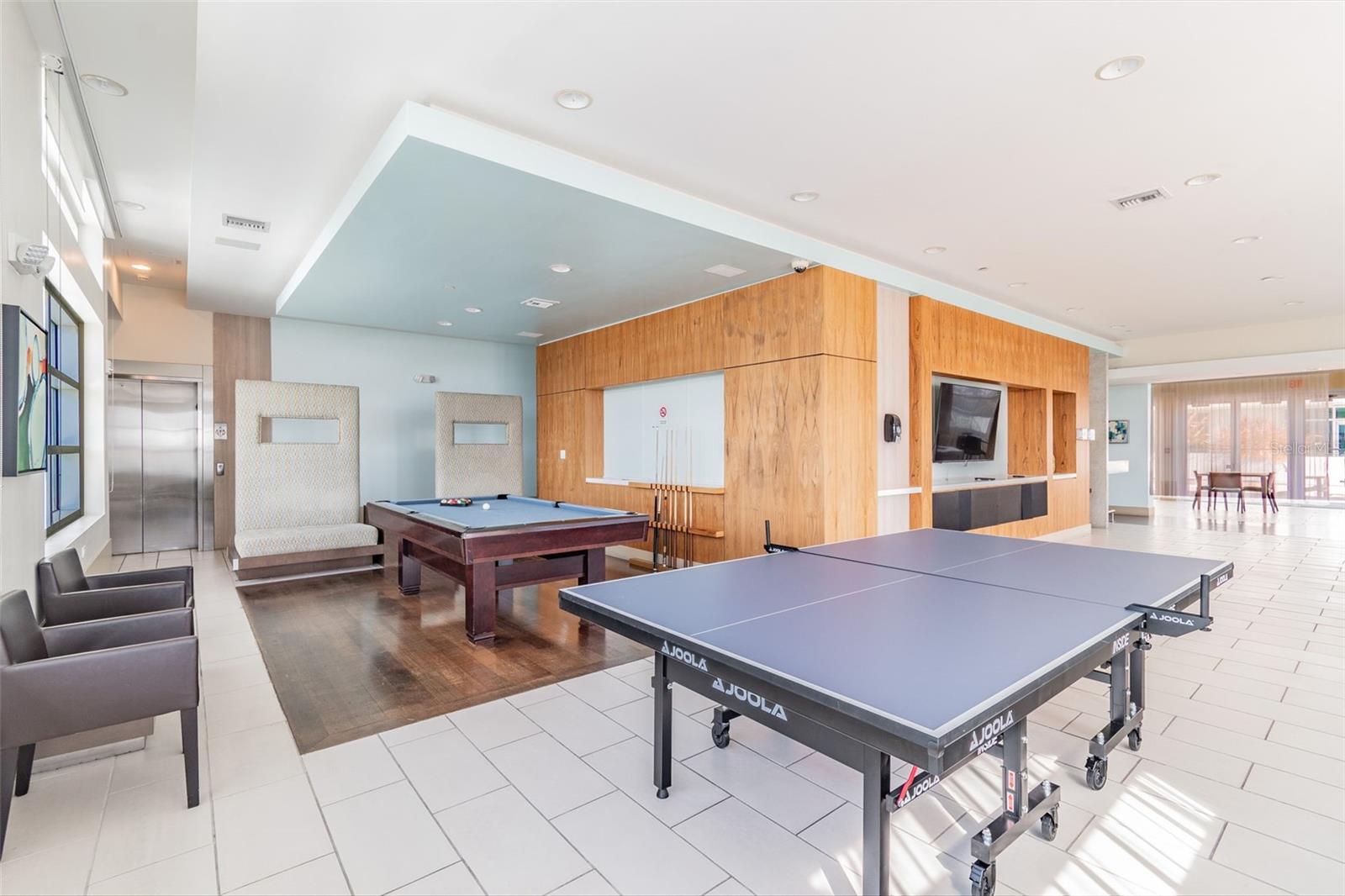 Listing photo id 30 for 912 Channelside Drive 2316