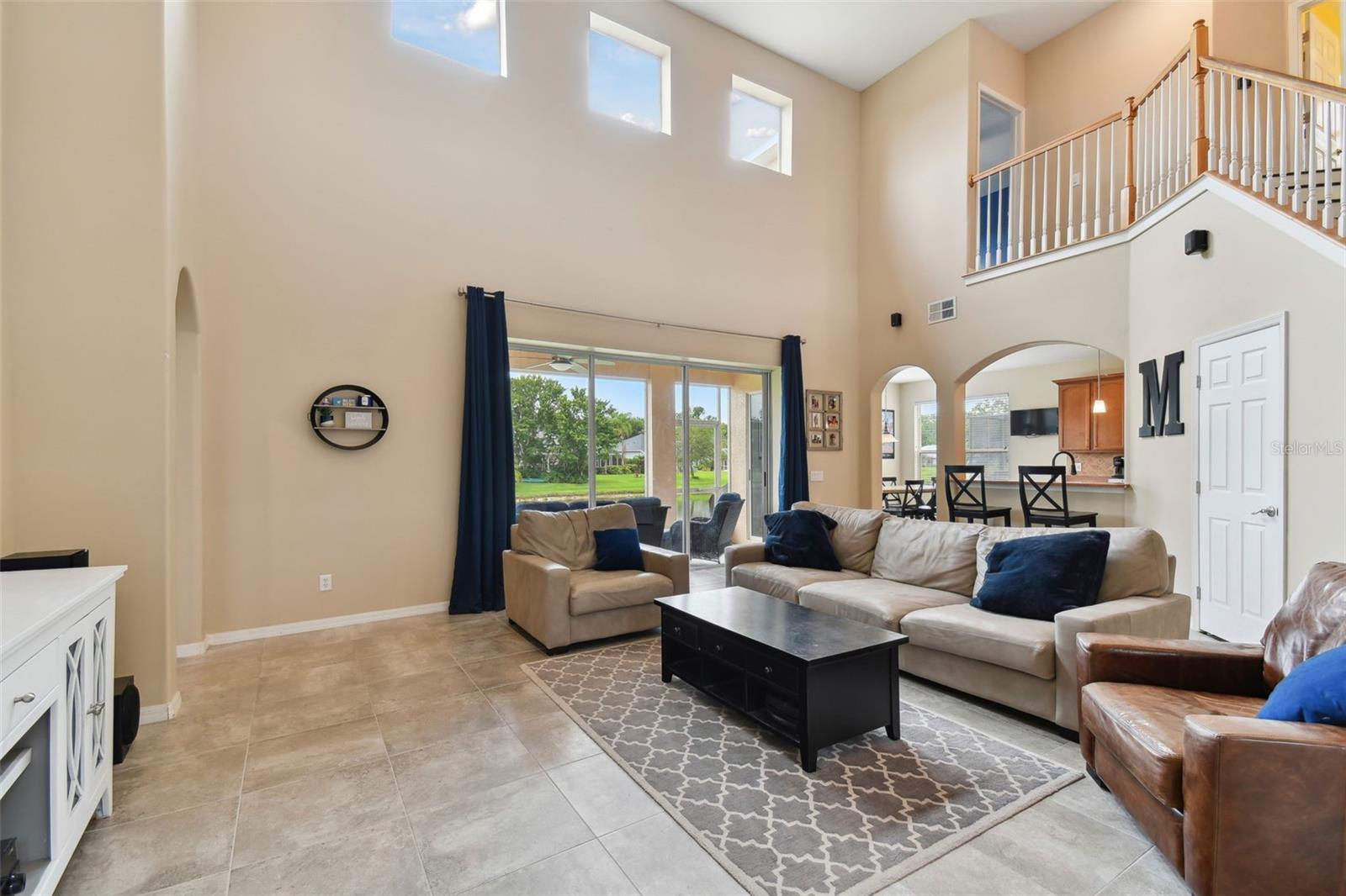 Listing photo id 12 for 26926 Shoregrass Drive