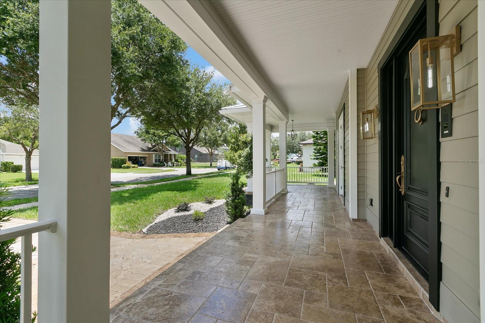 Listing photo id 9 for 638 Limona Woods Drive